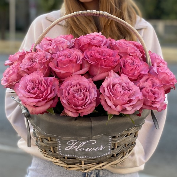 25 роз Кантри Блюз в корзине