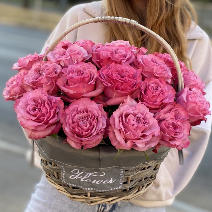 25 роз Кантри Блюз в корзине