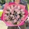 25 роз Свит Ревиваль с альстромерией