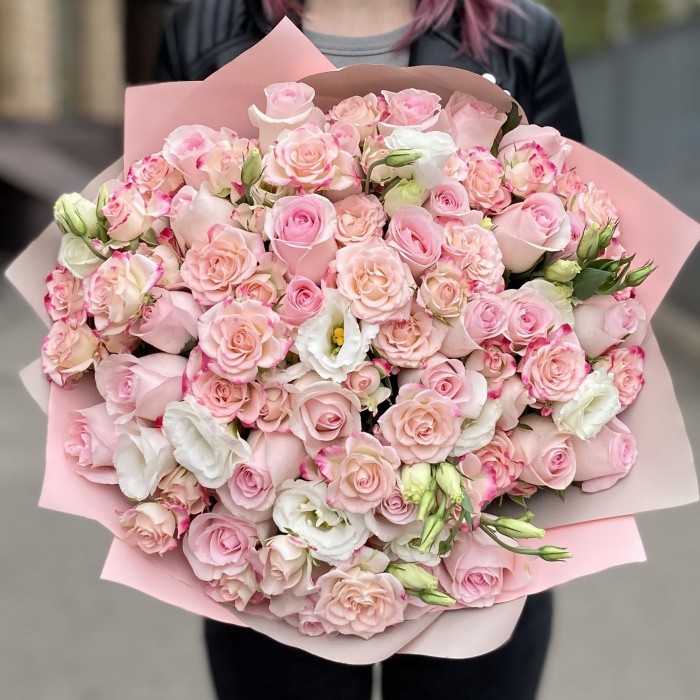 35 роз Свит ревиваль с кустовой розой