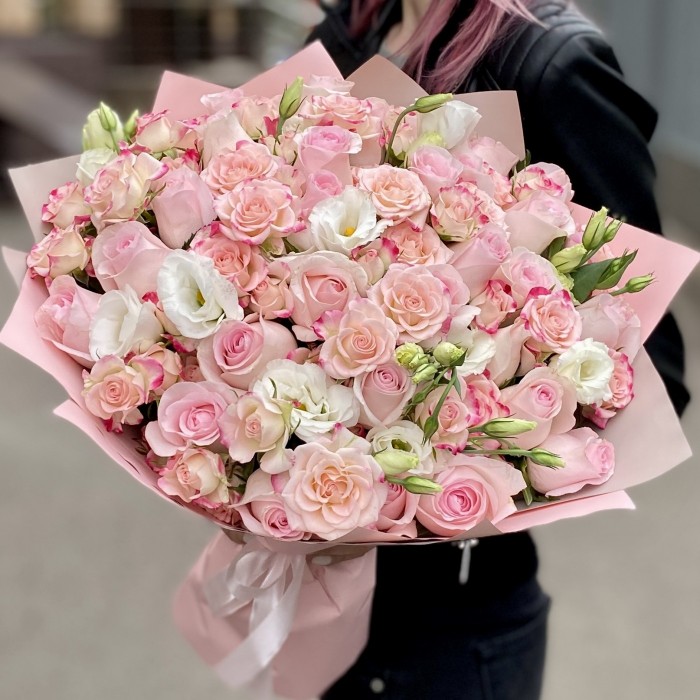 35 роз Свит ревиваль с кустовой розой