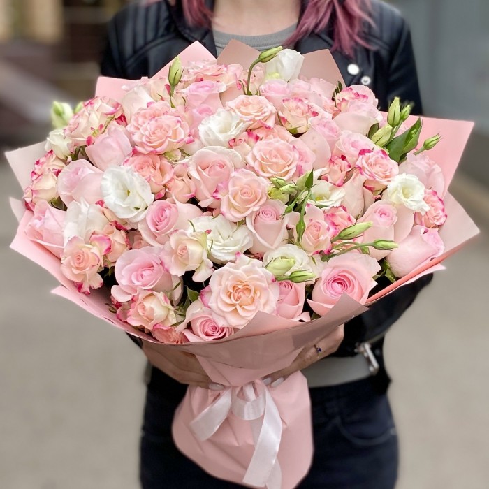 35 роз Свит ревиваль с кустовой розой