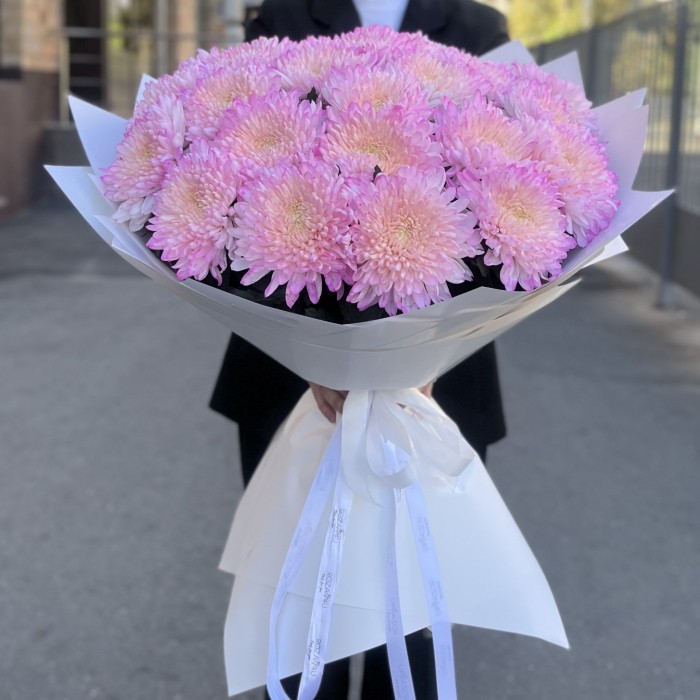 25 розовых хризантем Минка
