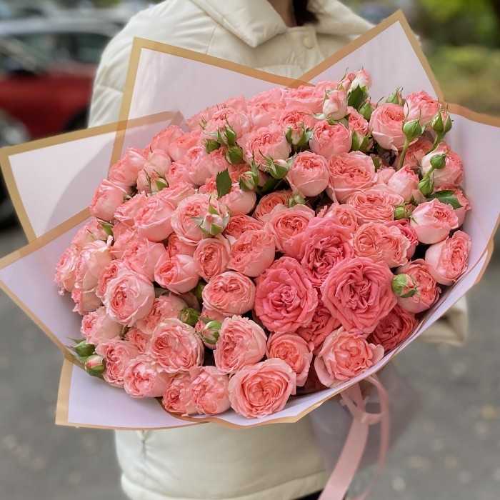 25 розовых кустовых пионовидных роз Фемке