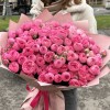 25 розовых кустовых пионовидных роз Жизель
