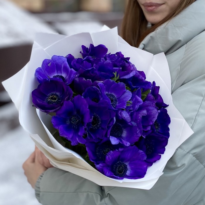 25 синих анемонов