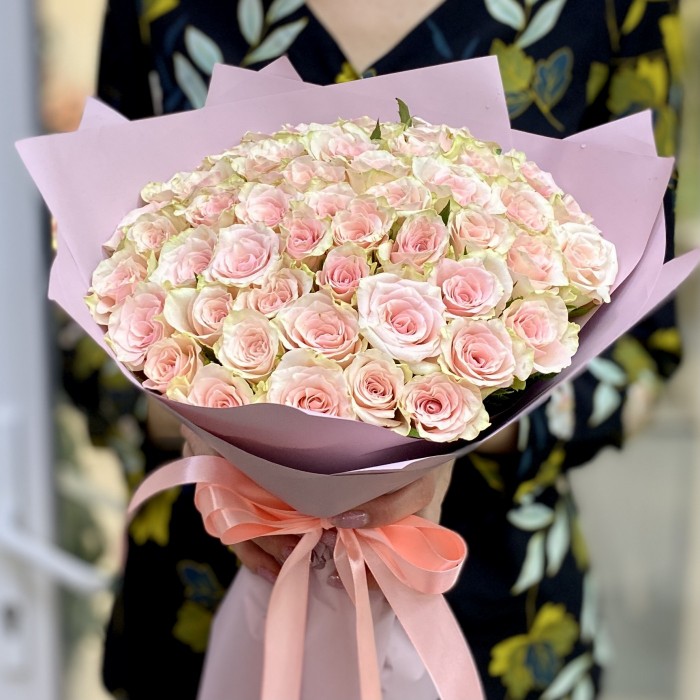 51 нежная роза Пинк Атена