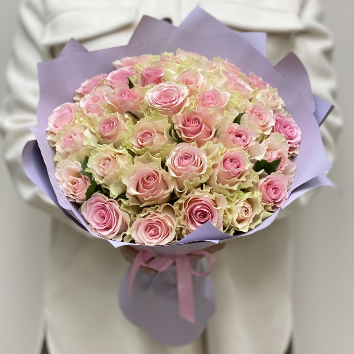 Букет из 35 нежно-розовых  роз Топ-гир