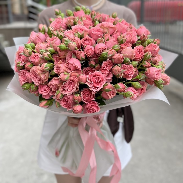 25 кустовых пионовидных роз Спешел Дайменшн 50см