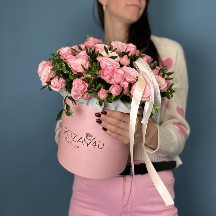 15 кустовых роз Бердс Нест в коробке