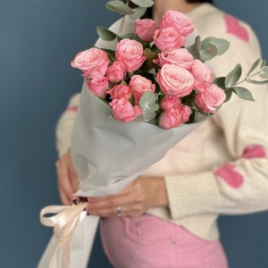 5 розовых кустовых роз Бердс Нест 50 см