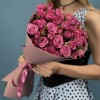15 кустовых пионовидных роз Пурпл Куин 40 см