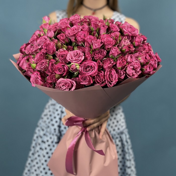 45 кустовых пионовидных роз Пурпл Куин 50 см