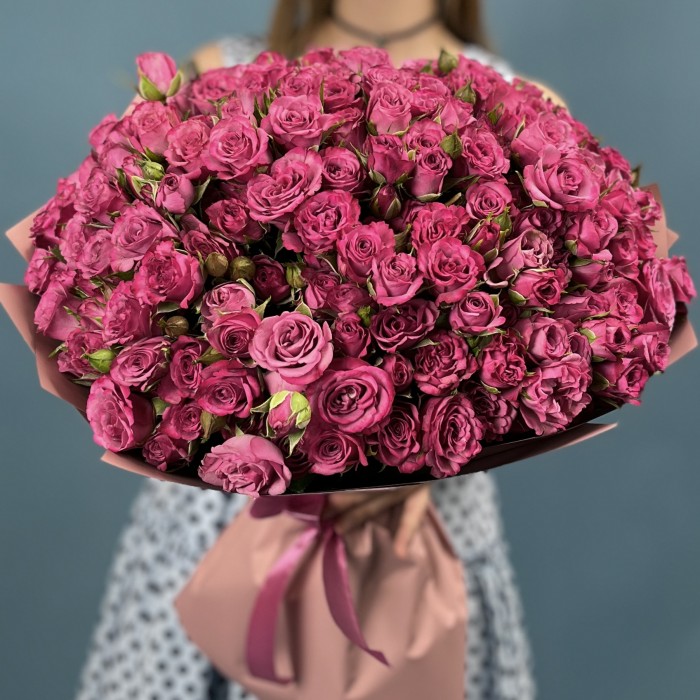 45 кустовых пионовидных роз Пурпл Куин 50 см