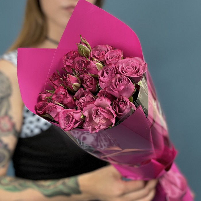 5 кустовых фиолетовых роз Пурпл Куин 50 см