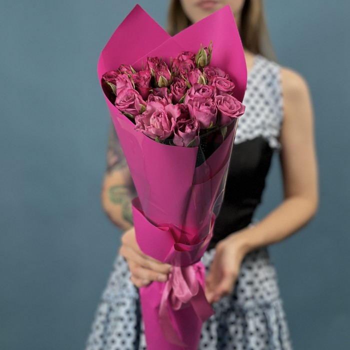 5 кустовых фиолетовых роз Пурпл Куин 50 см