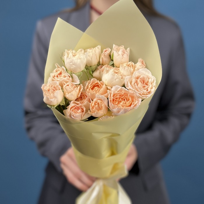 5 кустовых пионовидных роз Минеола 40 см