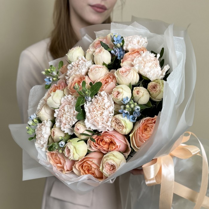 Сборный букет персиковый пирог