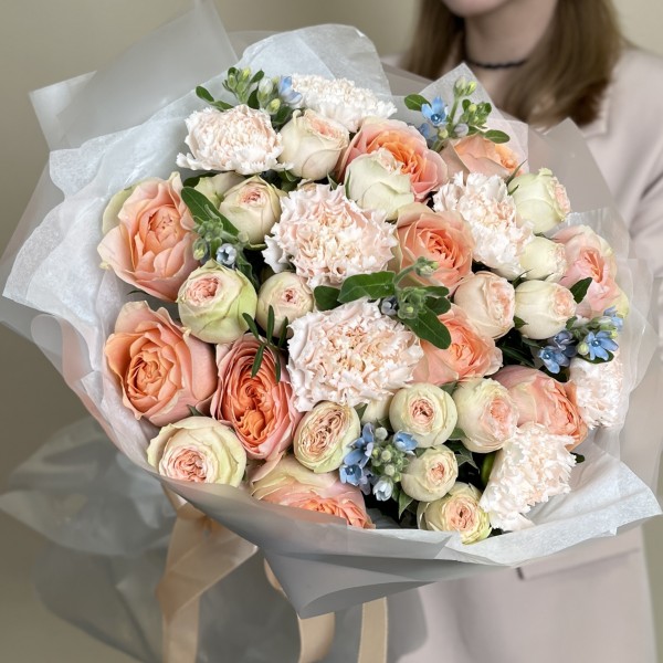 Сборный букет персиковый пирог