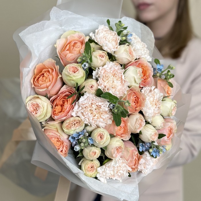 Сборный букет персиковый пирог