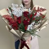 Зимний букет с красной розой