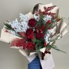 Зимний букет с красной розой
