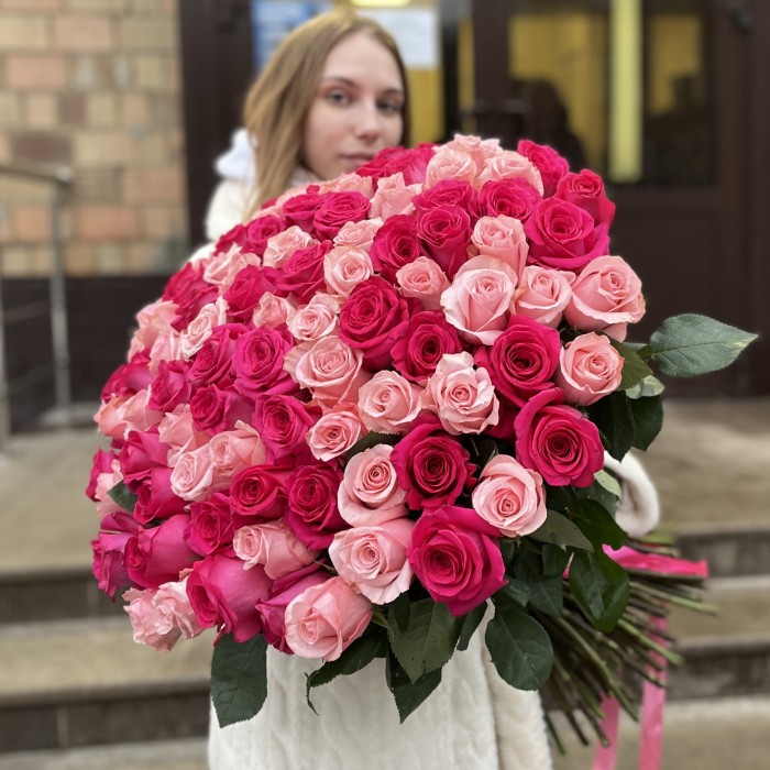 101 Роза Би Свит и Пинк Флойд 70 см