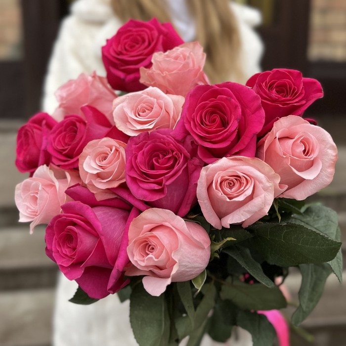 15 Роз Би Свит и Пинк Флойд 60 см