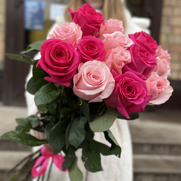 15 Роз Би Свит и Пинк Флойд 60 см