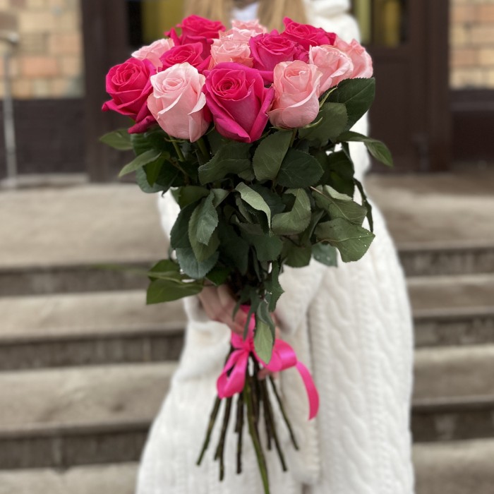 15 длинных Роз Би Свит и Пинк Флойд 70 см