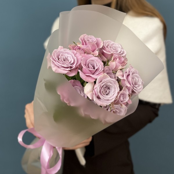 3 сиреневых кустовых розы Лейла 40 см