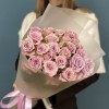 9 сиреневых кустовых роз Лейла 50 см