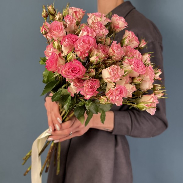 Роза кустовая пионовидная Кэнди Блоссом 60 см