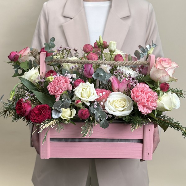 Букет дня в деревянном ящике Унесенные Ветром