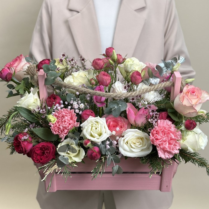 Букет дня в деревянном ящике Унесенные Ветром