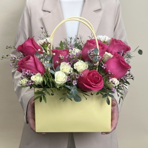 Букет дня с розами Нежность