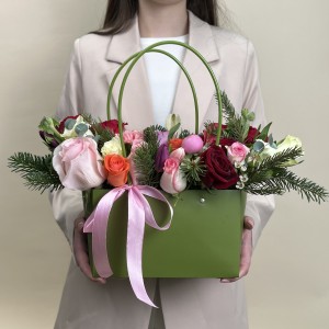 Букет дня в коробке Символ Любви