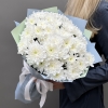 7 белых кустовых хризантем Балтика