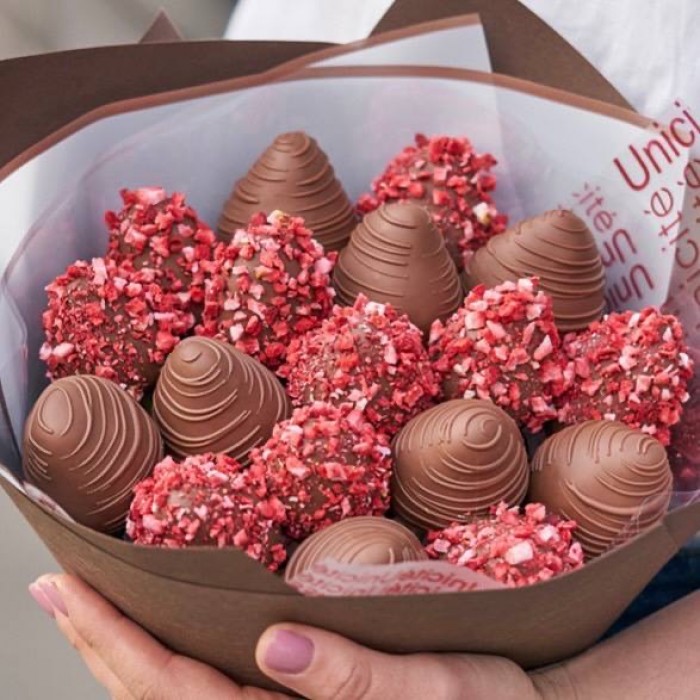 Букет из клубники в шоколаде Вкус лета