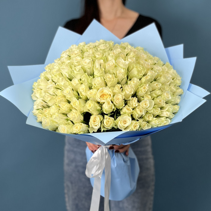 151 белая Роза Атена 40 см