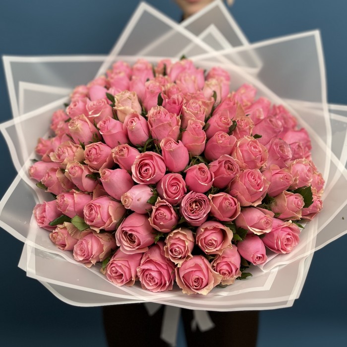 101 розовая роза Селеб 40 см