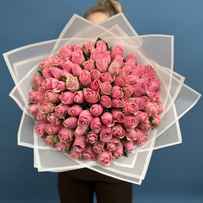 101 розовая роза Селеб 40 см