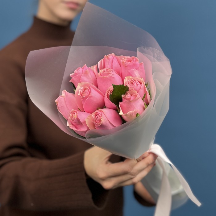 11 розовых роз Селеб 40 см