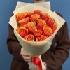 15 красно оранжевых роз Испания 40 см