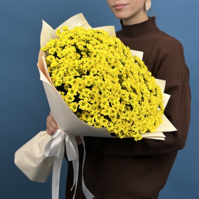 25 желтых хризантем сантини
