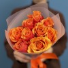 9 красно-оранжевых роз Испания 40 см