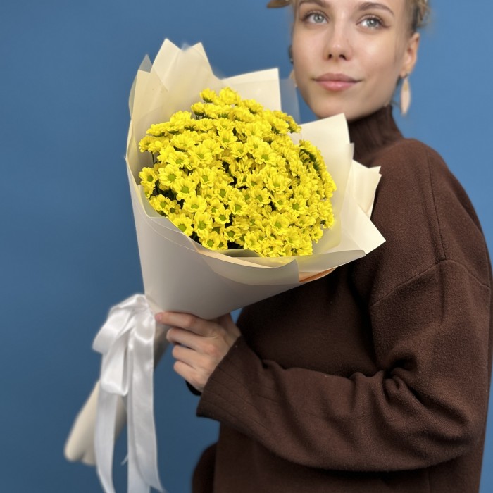9 желтых хризантем Сантини