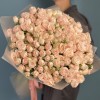 51 кустовая пионовидная роза Бомбастик 50 см