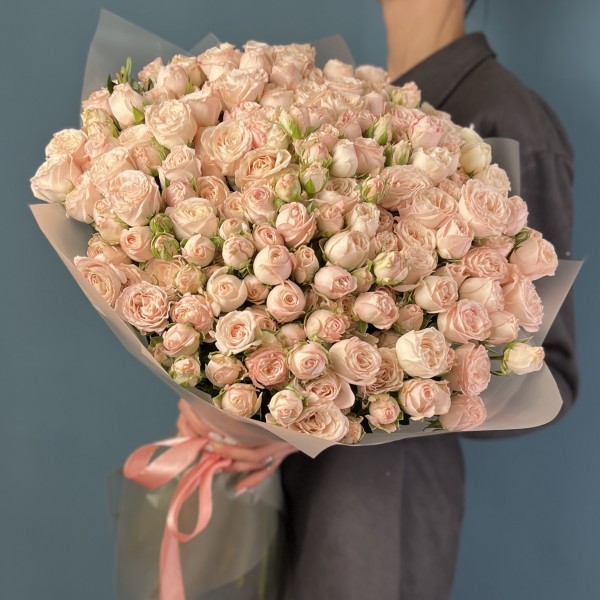 51 кустовая пионовидная Роза Бомбастик 60 см