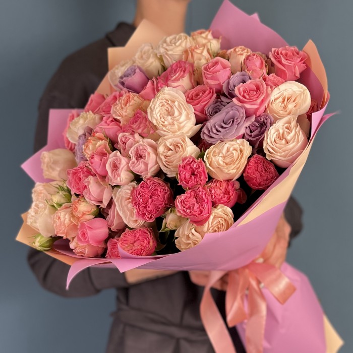 15 кустовых пионовидных роз микс 60 см